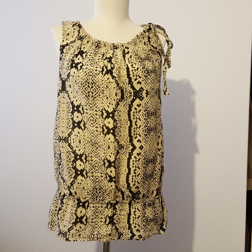 ANN TAYLOR LOFT top size M